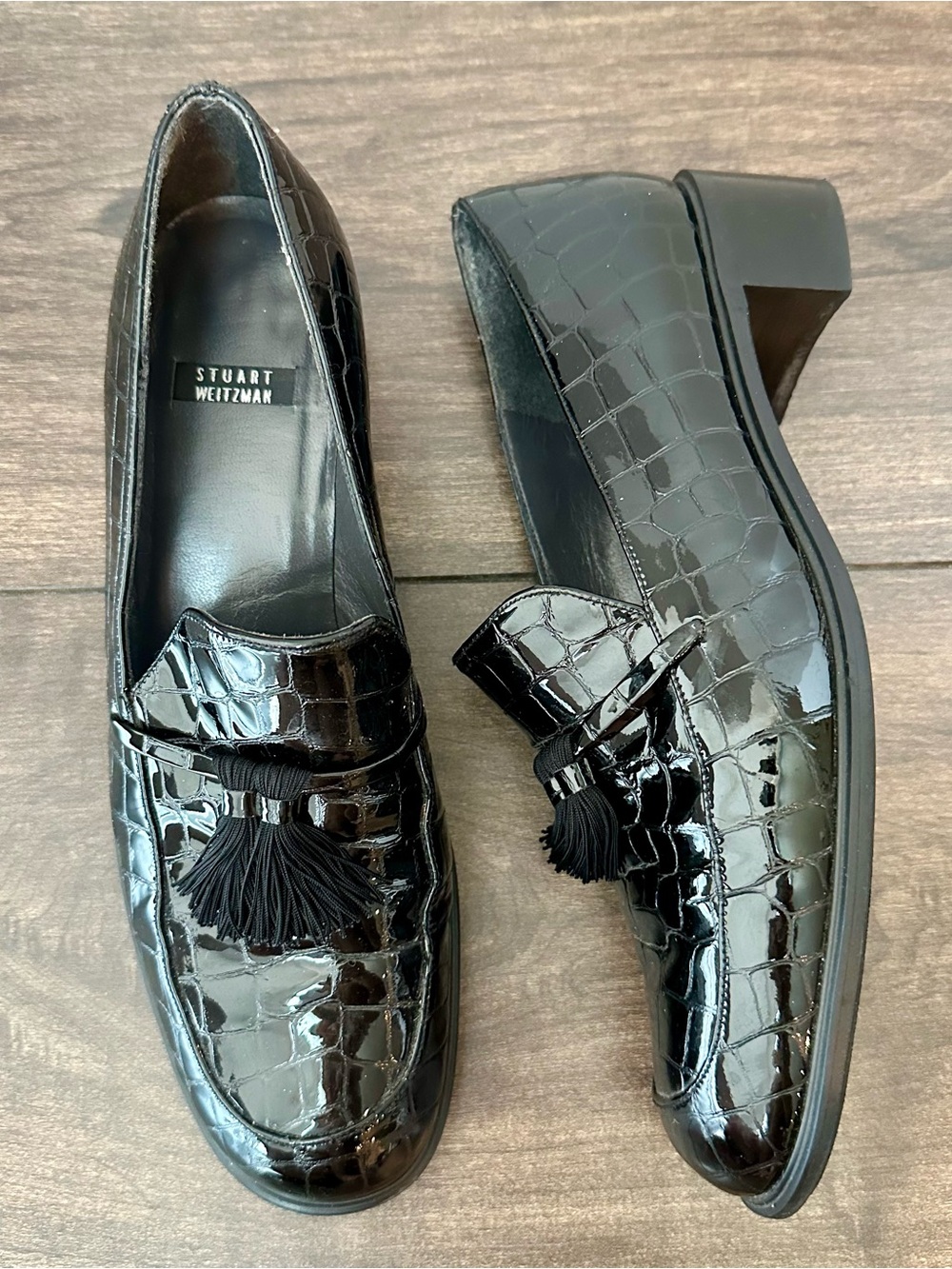 Stuart Weitzman Vintage Black Croc Embossed Patent Leather Tassel Loafers 8 M